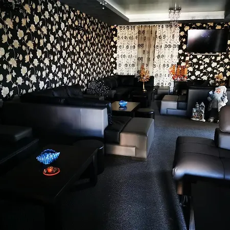 Max - Mamaia Nord 旅馆