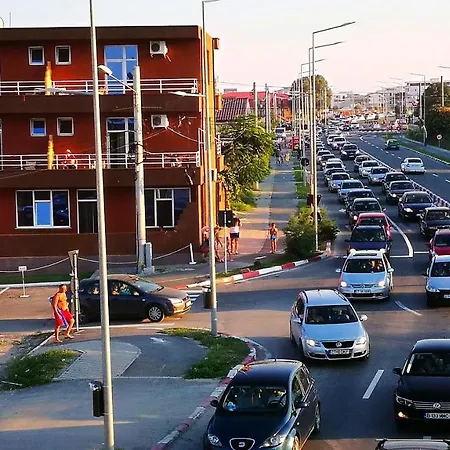 호스텔 Max - Mamaia Nord Năvodari