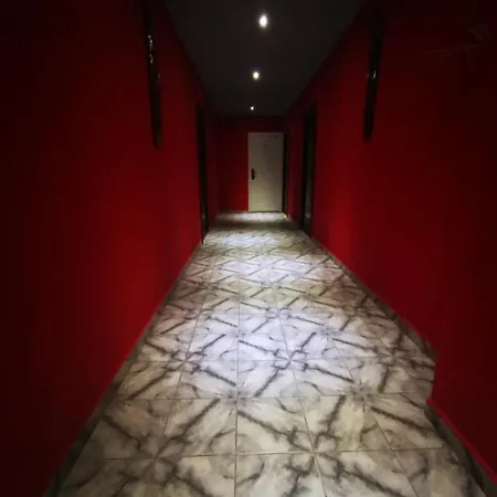 Max - Mamaia Nord 호스텔