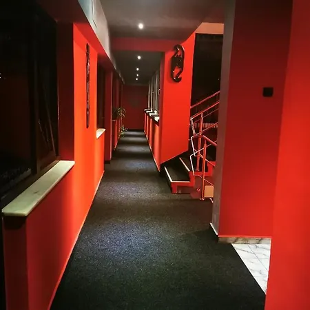 Max - Mamaia Nord 호스텔 Năvodari